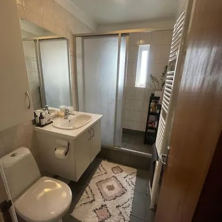 Apartment Cozy Family Near Downtown Reykjavik